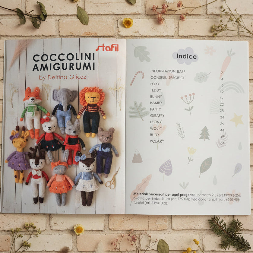 indice libretto catalogo coccolini amigurumi stafil volpe elefantino leony giraffa teddy orso renna coniglietti pupazzi bambole i cotone uncinetto indice informazioni consigli progetti materiali necessari 54 pagine