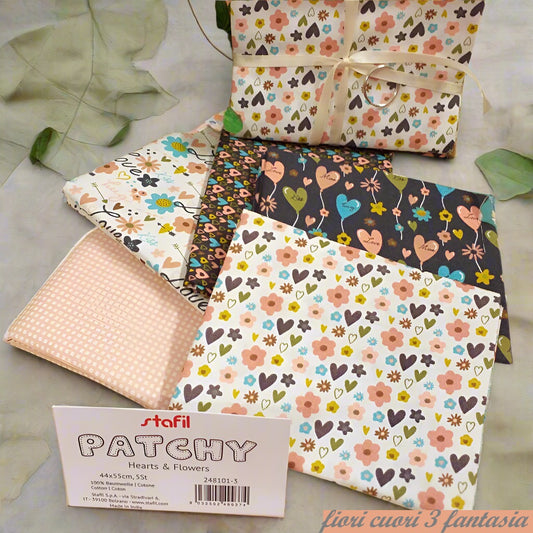 stock 3 fiori cuori assortimento flower fantasia di stoffe cotonine tessuti scampoli uso cucito creativo bambole hobbistica vetrinistica fai da te borse di pezza san valentino festa della mamma
