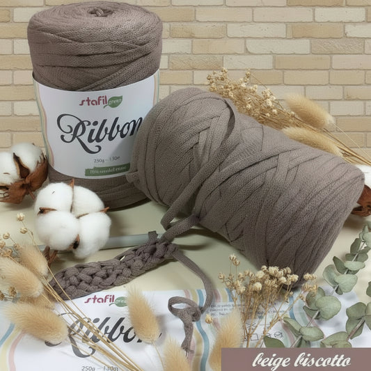 beige biscotto campione su 250 grammi 130 metri Stafil green Ribbon fettuccia piatta tubolare corda vuota filato uncinetto ferri da maglia sferruzzare borse pochette crochet progetti scaldacollo tappeti cuscini cestini vetrina
