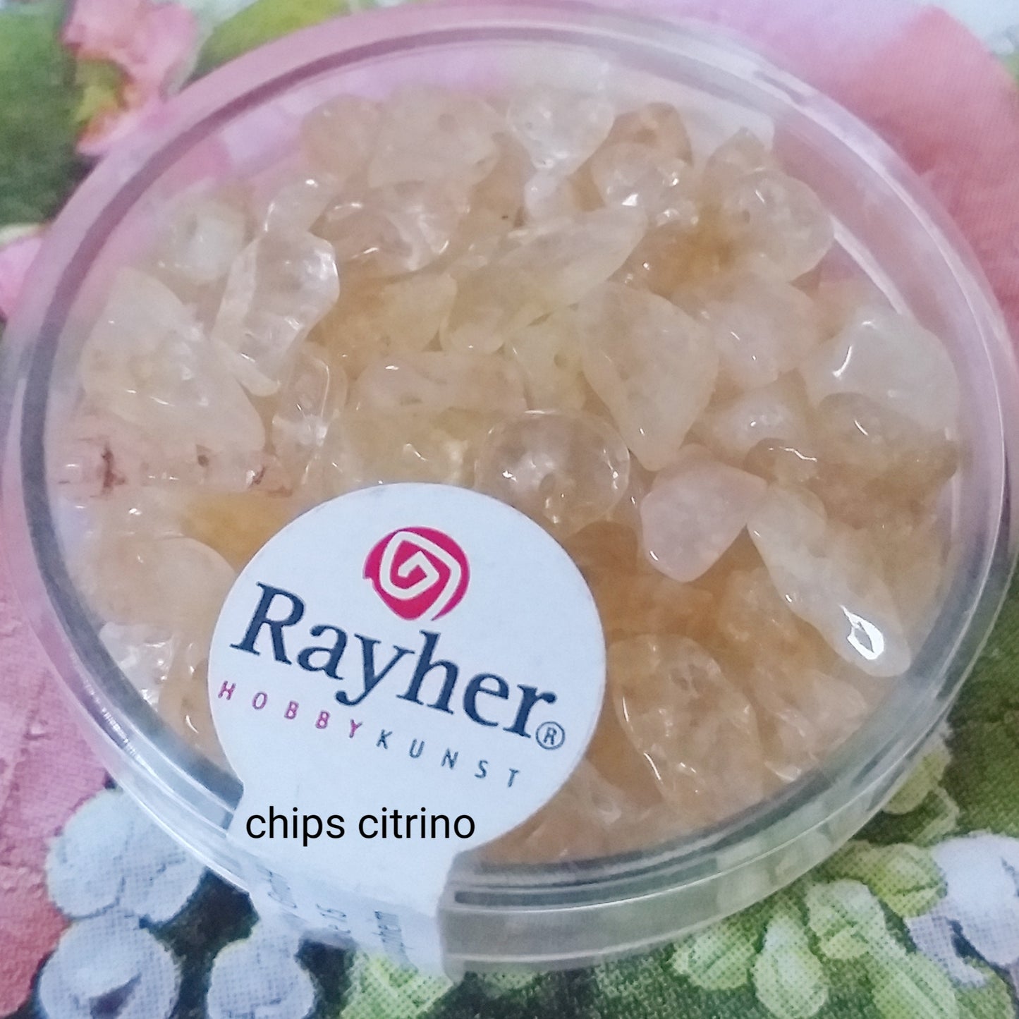 scaglie frammenti schegge chips citrino pietre dure e semipreziose bijoux bracciali lavorazione anelli orecchini di perline