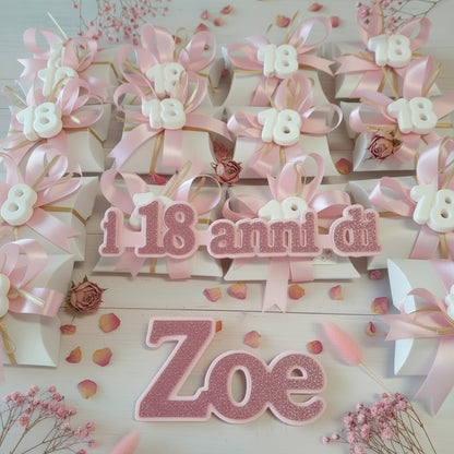 confettata e colori per 18 anni di Zoe diciottesimo compleanno bigliettino bianco oro 3 confetti  bustina economica originale confezionata gessetto fiocco coccarda rosa/oro