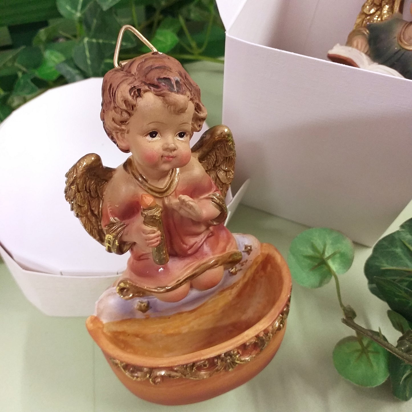 con candela angelo da appendere bomboniere sacre religiose idee regalo oggetto resina acquasantiera forma angioletto