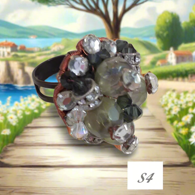 rame grigio antracite brillantini shop anelli fatti a mano bigiotteria di perline perle pietre intrecciati bijoux  con filo e basi cristalli Swarovski componenti di murano