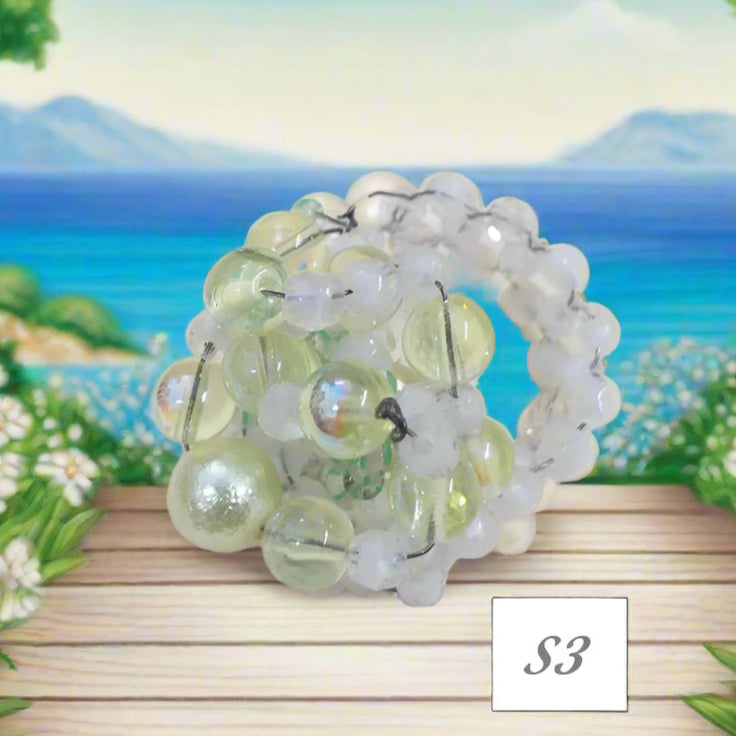 verde lime e ghiaccio shop anelli fatti a mano bigiotteria di perline perle pietre intrecciati bijoux  con filo e basi cristalli Swarovski componenti di murano