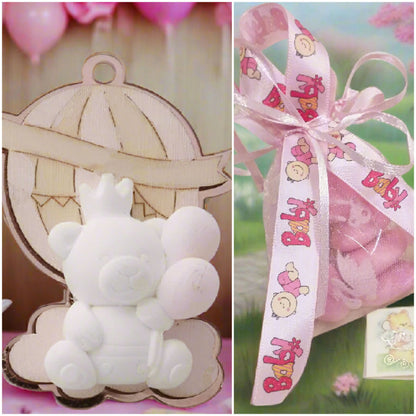baby bebè rosa bimba femminuccia  legnetti applicazioni tema orso magnete calamita mongolfiera palloncini gessetti da confezionare bomboniere nascita Battesimo sacchettino portaconfetti bigliettino