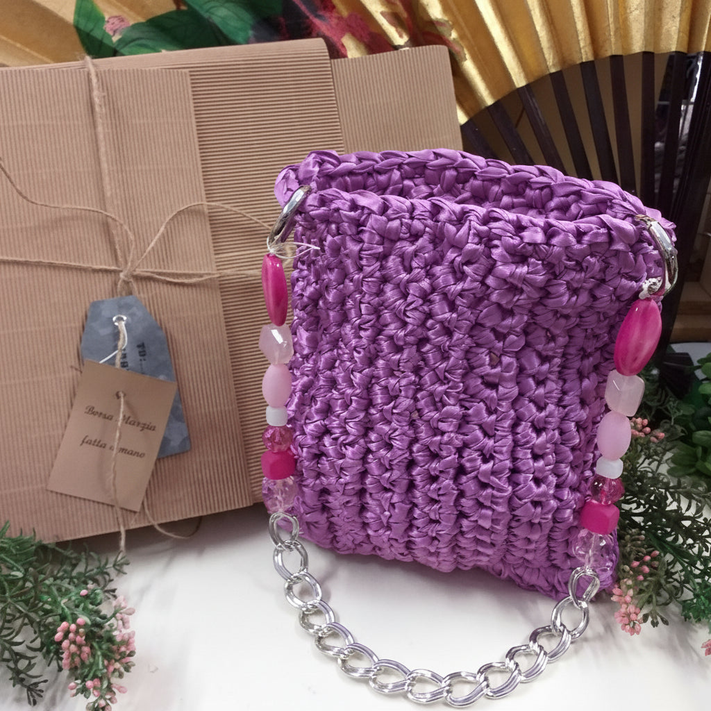 borsa artigianale di fettuccia raso nastro fatta a mano uncinetto crochet Italia pochette cerimonia giorno sera matrimonio manico gioiello perle catena fucsia petunia fashion moda estate