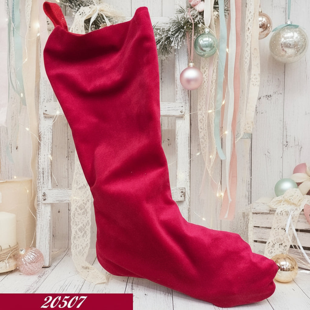 velluto rosso calza  da riempire confezionare fai da te festività Epifania befana Natale vuota particolare ad uso packaging confezioni regalo dolci pasticceria cioccolatini biscotti dolcetti gioielli