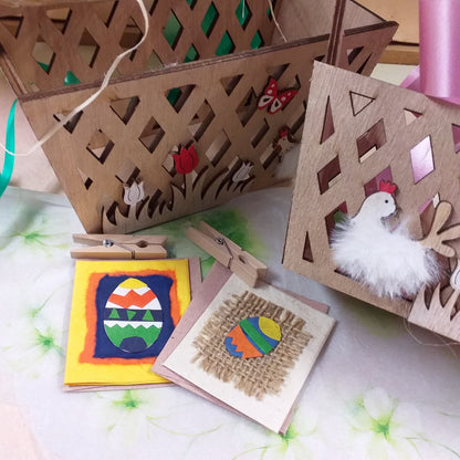 kit packaging bigliettini uova mollettine cestino legno contenitori recinto staccionata gallo gallina piumette fai da te idea regalo pasquale confezione vetrina allestimento bomboniere
