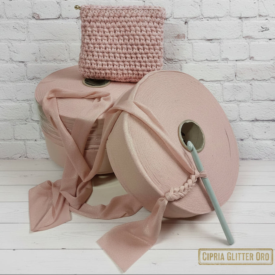 cipria glitter oro fettuccia leggera per borse uncinetto pochette borsellini Stafil lurex