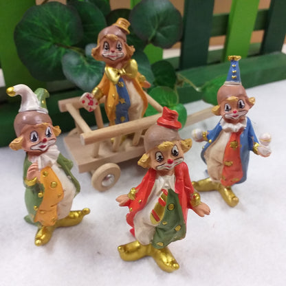 clown pagliacci statuine bomboniere tema circo personaggi da collezione per ricordini pensierini gadget aprifesta regalini natalizi portafortuna jolly colorati