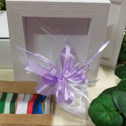 packaging confetti bianco lilla di cornice portafoto legno shabby bianca quadretto quadrato made in italy artigianale uso bomboniera articoli regalo natale souvenir ricordini