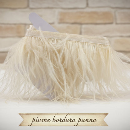 crema panna chiaro bianco naturale latte colore bordo piume struzzo per applicazioni abiti vestiti cerimonia borse uncinetto