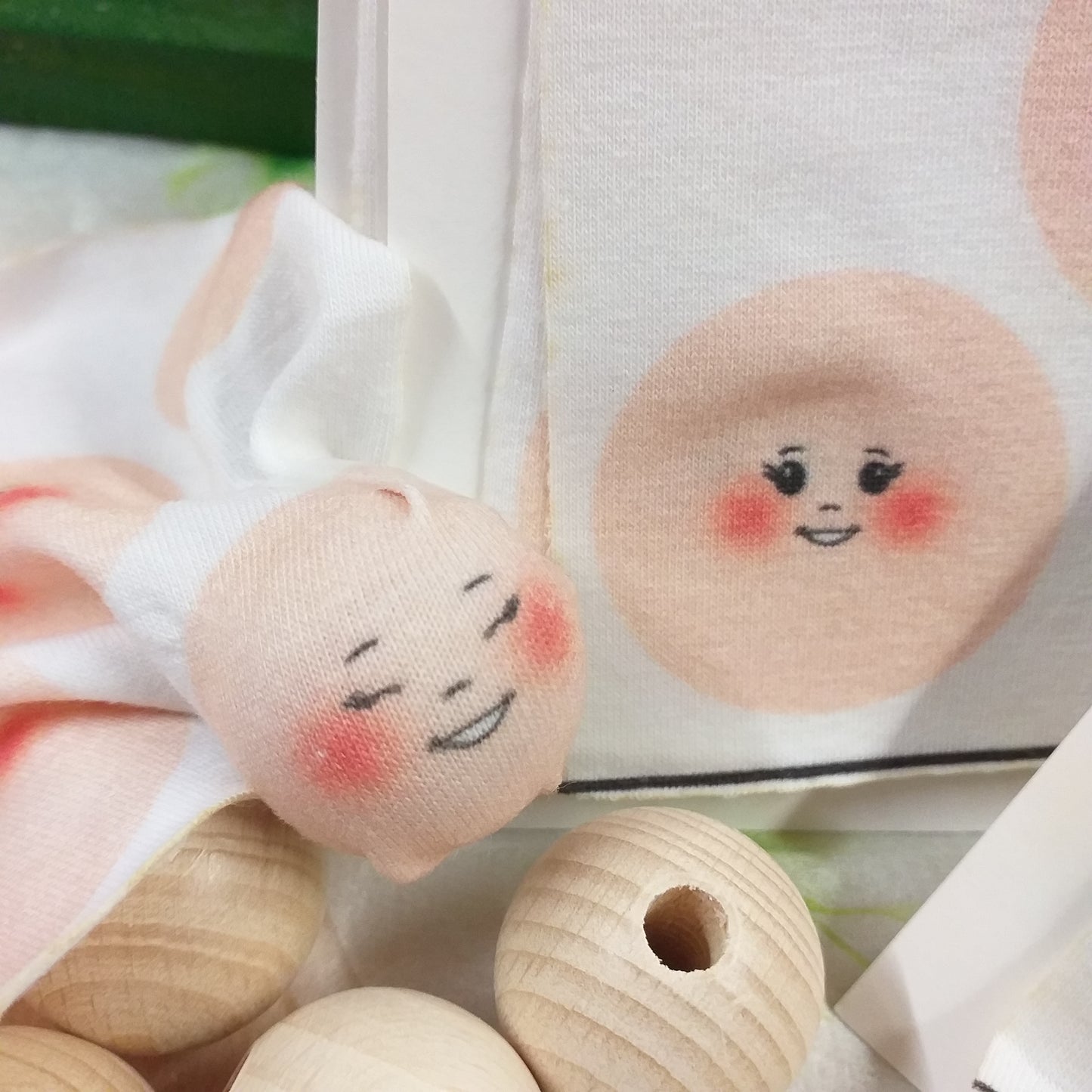 come creare testa legno e faccine maglina visetti bambole angioletti tessuto cotone stafil 4477-011 friends occhi aperti chiusi sorriso posa da cantore 5 modelli visi stampati disegnati colorati dipinti uso fai da te testine pupazzi di stoffa e pezza