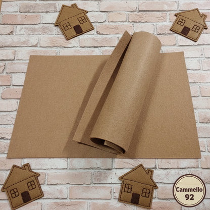 cammello beige marrone chiaro tessuti feltro 3 mm cucito creativo fai da te creazioni natale lavoretti bambini bamboline decorazioni addobbi segnalibro