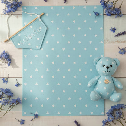 colore azzurro celeste pannolenci feltro sottile morbido stampato fantasia cuoricini bianchi per cucito creativo orso bambola di stoffa tessuto pezza per bambini