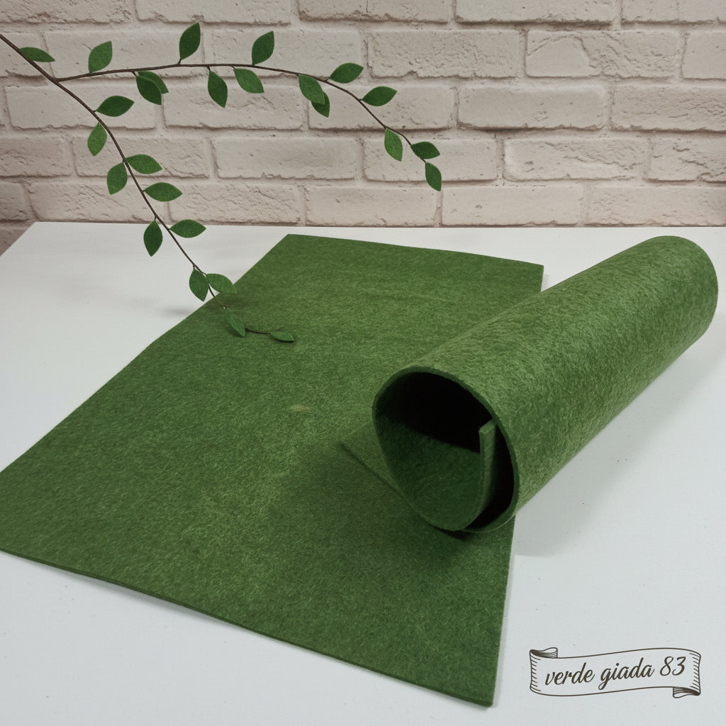 verde giada 83 feltro colorato 3 mm cucito creativo foglio tessuto 50 x 70 stafil marianne hobby ad uso fai da te bambole decorazioni natalizie rametto foglie fustellato con bigshot presepe vetrinistica hobbistica albero balocchi