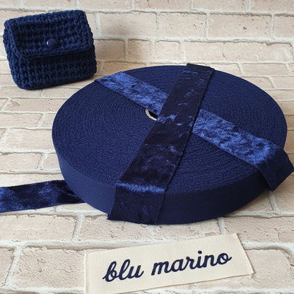 maglina blu marino velvet crochet fettuccia velluto per borse uncinetto pizza per clutch bags pochette cerimonia matrimonio eleganti borsette