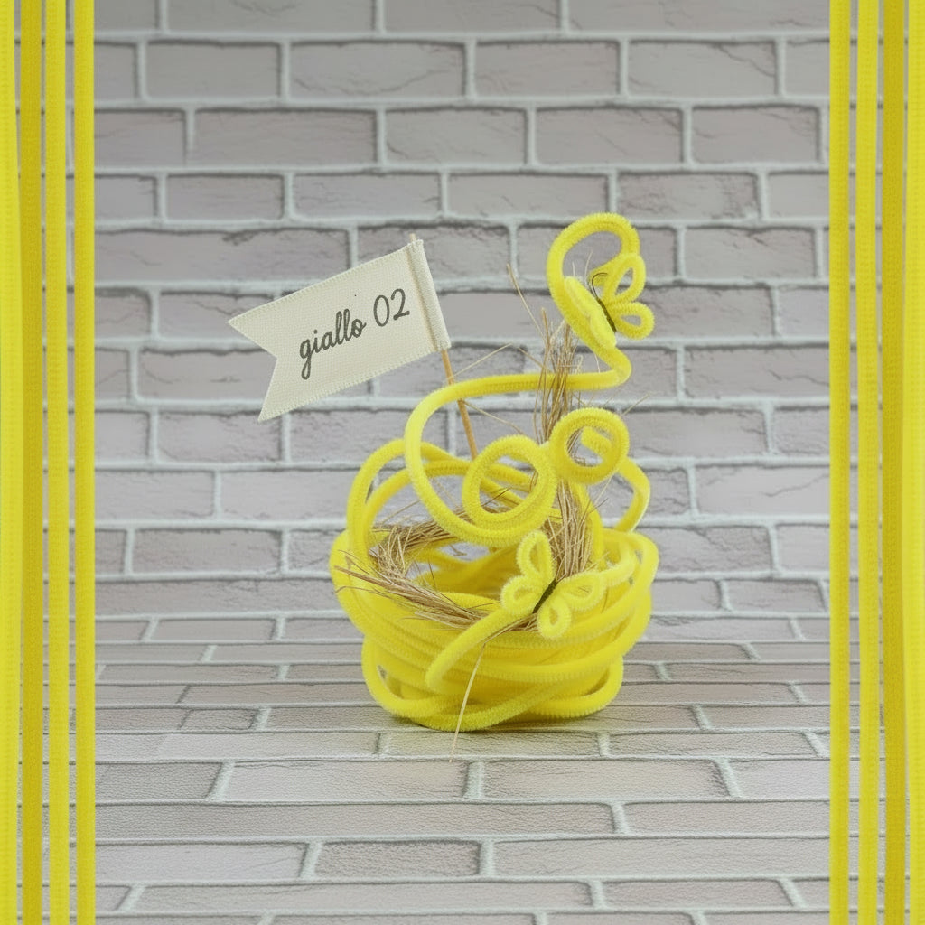 colore giallo fili di ciniglia uso creare lavoretti pasquali bambini braccia angioletti bamboline lettere alfabeto scritte scovolini decorativi bastoncini ferro animato modellabili anima metallo arts craft rami di mimosa festa donna