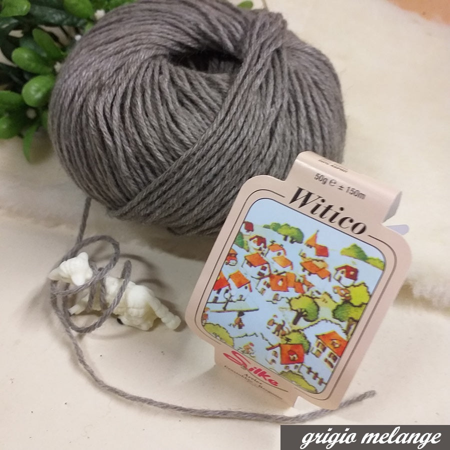 grigio melange Witico gomitolo 50 grammi circa 150 metri Silke Arvier made in Italy filato italiano misto lana acrilico sintetico vetrina colori autunnali inverno 2024 2025 uso scaldacollo sciarpe maglioni cappotti gilet copertine stole cappelli berretti cuffie guanti