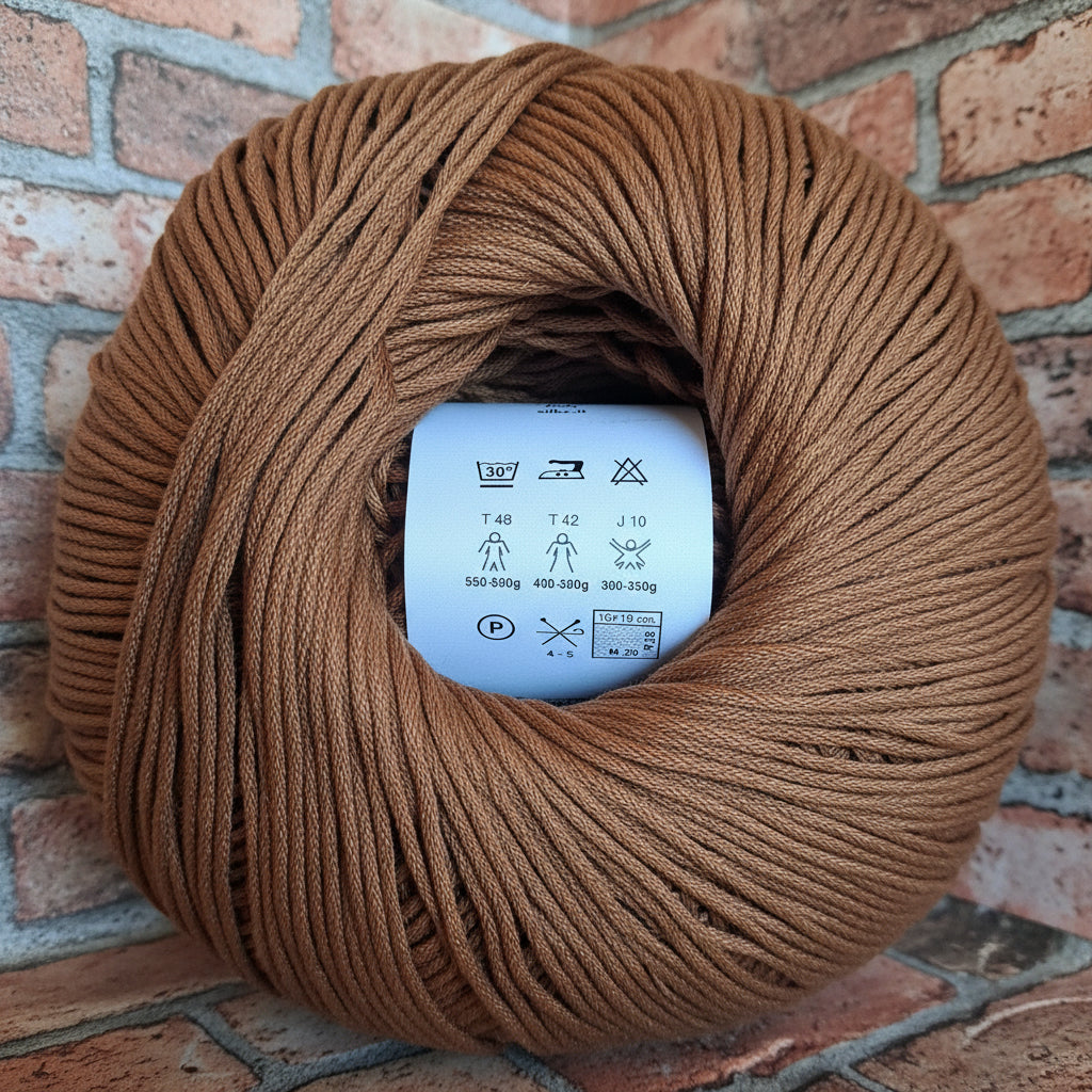 taglia 48 550-600 g taglia 42 400-500 g e junior 10 300-350 g per uncinetto 5 Caramello-mou 250 Cablé 4 Silke Arvier filo cotone makò egiziano marrone chiaro filato estivo uso uncinetto ferri da maglia