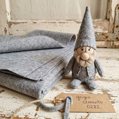 Renkalik ecofelt grigio cemento 0282 feltro modellabile per gnomi shabby chic