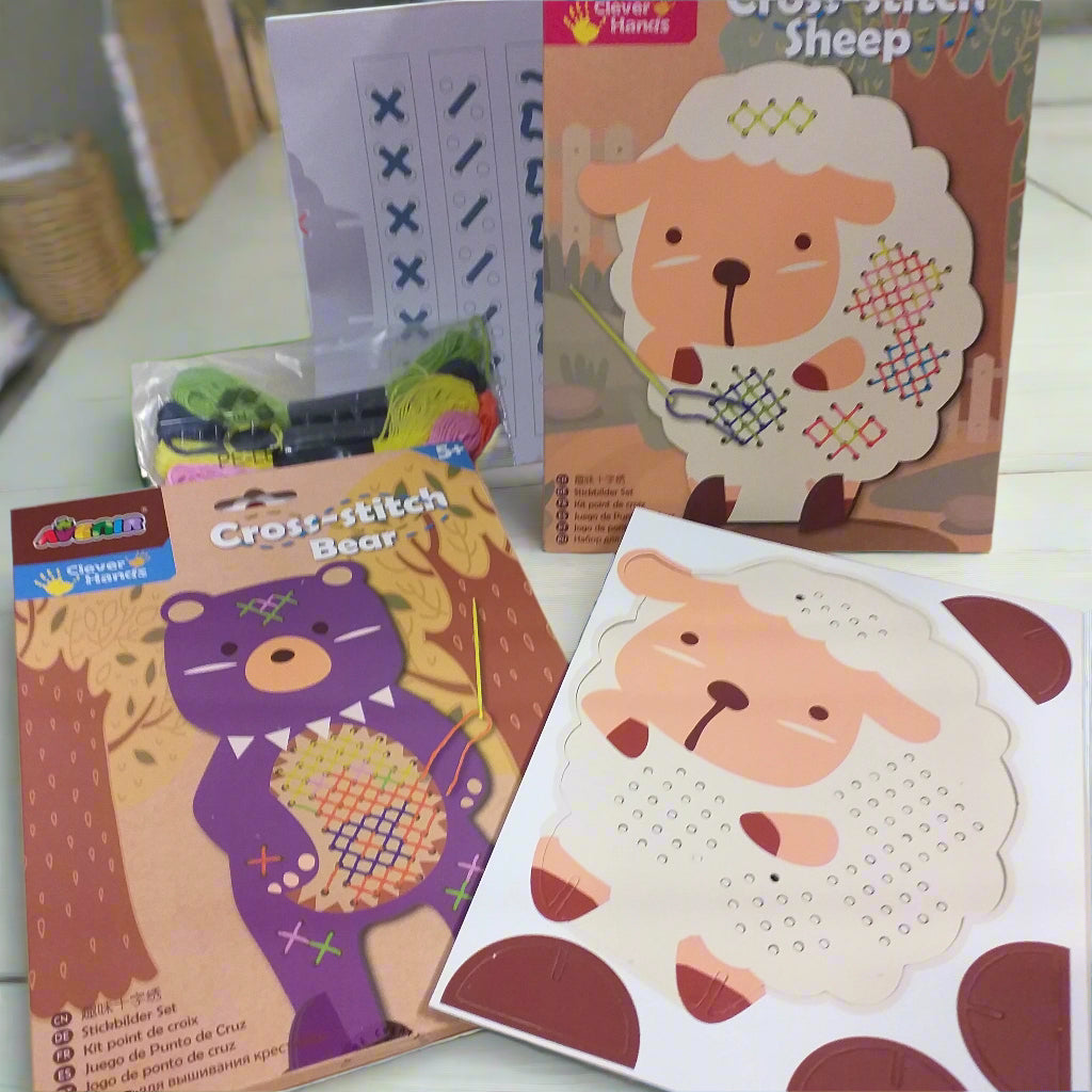 kit mezzo punto croce per ricamare orsetti pecore pasquali creare lavoretti per bambini ricamo animali giochi creativi con kit biglietto quadretto disegno colorato stampato matassine filo di cotone lanato multicolore