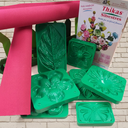 kit  bordeaux foglia grande giglio sepali margherita girasole gerbera rosa 5 petali farfalla 5 modelli di stampi formine sagome fustelle per fommy gomma crepla carta eva thikas renkalik rose fiori tecnica tessuto termico termomodellabile termoformabile