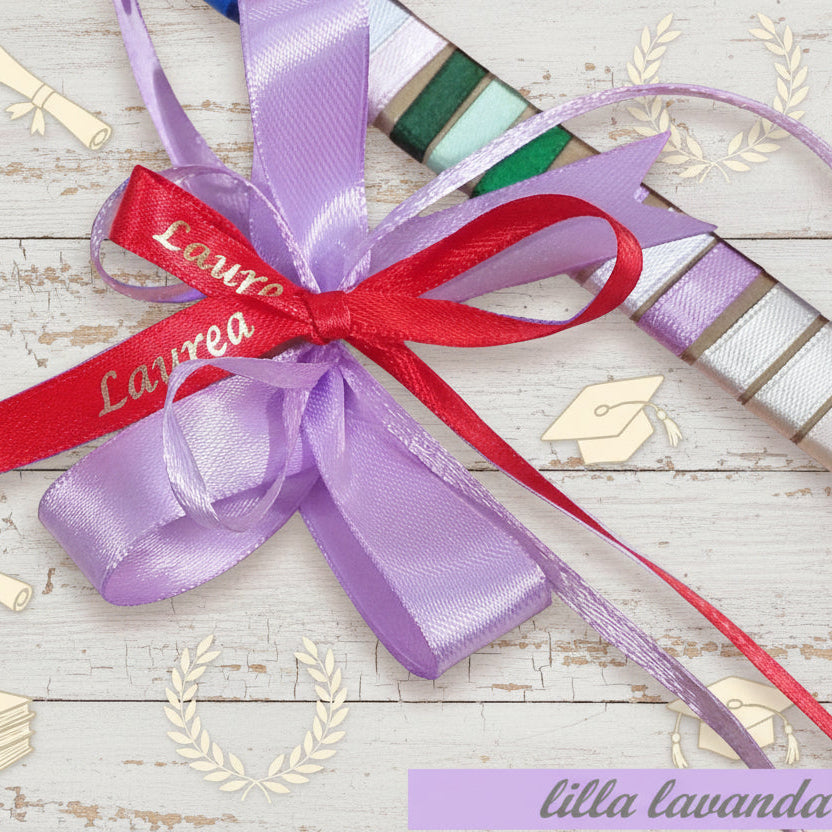 lilla lavanda scritta laurea scienze politiche coccarda fiocco pronto nastro raso per bomboniere fai da te confezionamento packaging portaconfetti vetrinistica scatole
