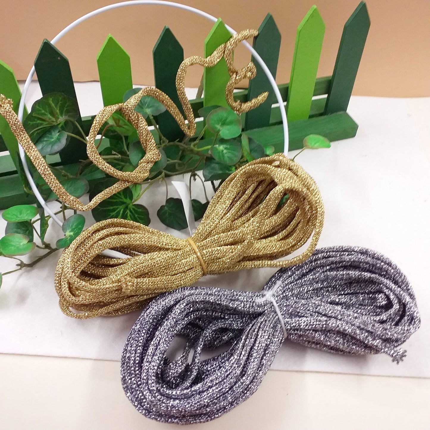 corda scritta love di filo cordino lurex glitterissimo lamè stafil tubecord cordoncino tubolare pronto per nomi ghirlande fuoriporta centrotavola packaging pacchi confezioni regalo Natale