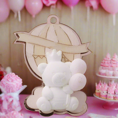 baby bebè rosa bimba femminuccia  legnetti applicazioni tema orso magnete calamita mongolfiera palloncini gessetti da confezionare come bomboniere nascita Battesimo o segnaposto party favor