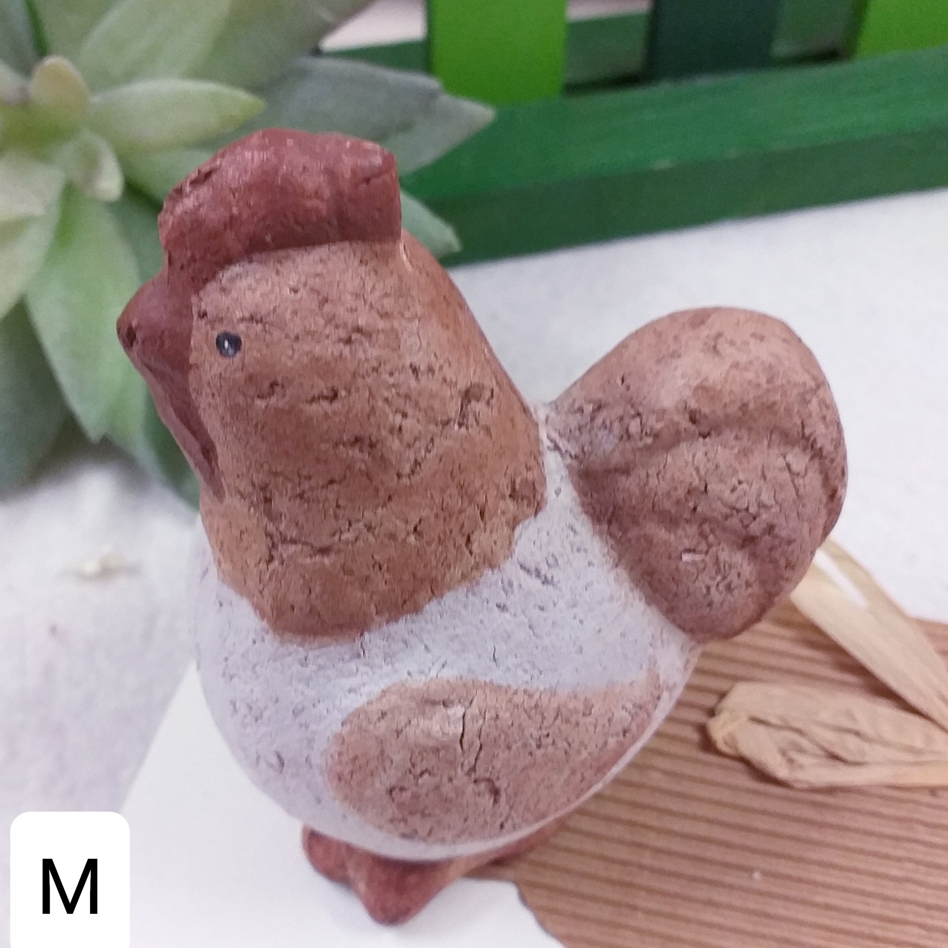 gallina coccio terracotta bianco marrone oggetti lotto offerta stock outlet miniature ricordini souvenir idee regalo collezioni bomboniere arredamento casa delle bambole sorpresa uova cioccolato pasquale