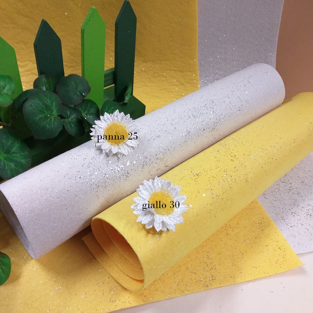 panna giallo rotoli morbido feltro natalizio luccicante pannolenci glitterato brillantinato vendita a foglio rotolo per lavoretti creativi natale addobbi decorazioni pasquali