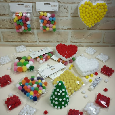 Pompon palline ciniglia decorazioni hobby creativi Natale bricolage