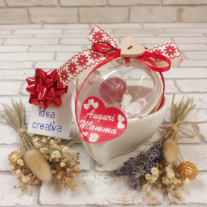 festa della mamma idea creativa regalo cuoricino legno cioccolato Maxtris bonbon ciotola forma cuore bianco vasetto porta piantina fiori bomboniera utile composizioni fioristi ceramica bianca