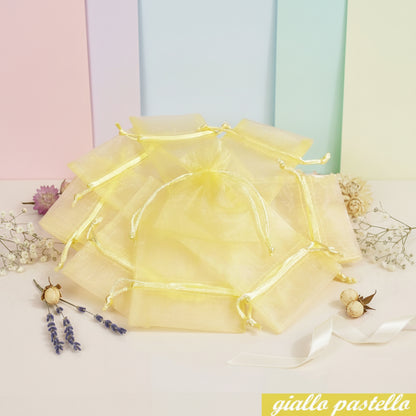 bustina gialla con tirante e imbottitura per confezioni regalo portariso sacchetti organza per confetti bomboniere fai da te confezionamento portaconfetti packaging