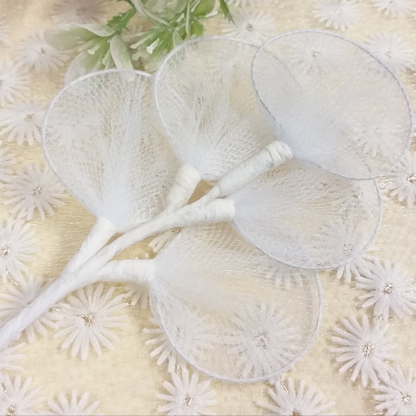 rametto mazzolino pick da 5 foglie racchette portaconfetti gambo stelo tulle ferretto fai da te segnaposto fiori di confetti uso confettata confezione bomboniere scatole