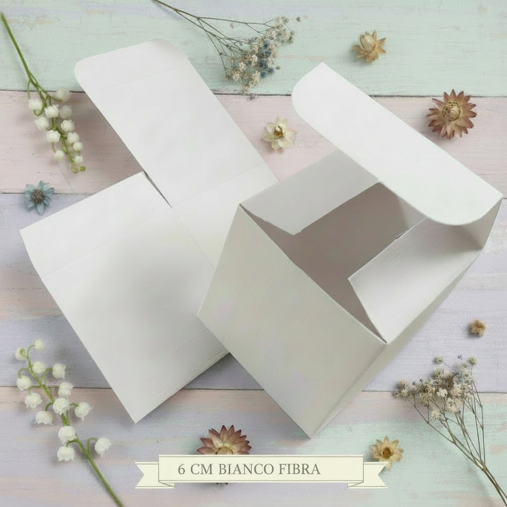 6 x 6 x 6 cm di lato scatole bomboniere fai da te economiche cartone bianco matrimonio quadrate pieghevoli uso confezionare oggetti regali packaging confezionamento