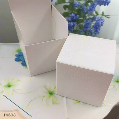 quadrata cubetto pieghevole  scatoline bianche portaconfetti bomboniere fai da te confezionare gadget souvenir idee regalo vetrinistica packaging
