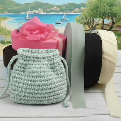 colori estivi pastello rosa verde salvia panna nero moda fashion maglina fettuccia tulle di lycra leggero elastan elastico rondella pizza uso crochet uncinetto bags borse pochette clutch cestini culle bambini neonati tappeti cucce elasticizzata morbida alta