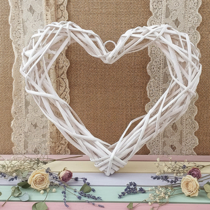 30 cm grande cuore vimini bianco intrecciato ghirlanda rattan di midollino viticcio uso cornice da decorare fuoriporta allestimento san valentino festa mamma natale pasqua fiocco nascita coccarda