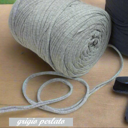 grigio perlato e lavagna cucirini tre stelle wiggly fettuccia borse uncinetto filato cotone elastico crochet bag clutch progetti pochette borsette da sera cerimonia natalizie cestini tappeti