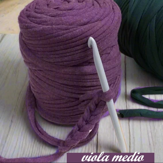 viola medio cucirini tre stelle wiggly fettuccia borse uncinetto filato cotone elastico crochet bag clutch progetti pochette borsette da sera cerimonia cestini pasquali tappeti