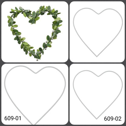 cuori forme anelli piccoli grandi di metallo bianco decorativi in ferro strutture uso creare ghirlande natalizie uncinetto macramè centrini giostrine acchiappasogni pasquali con piante artificiali