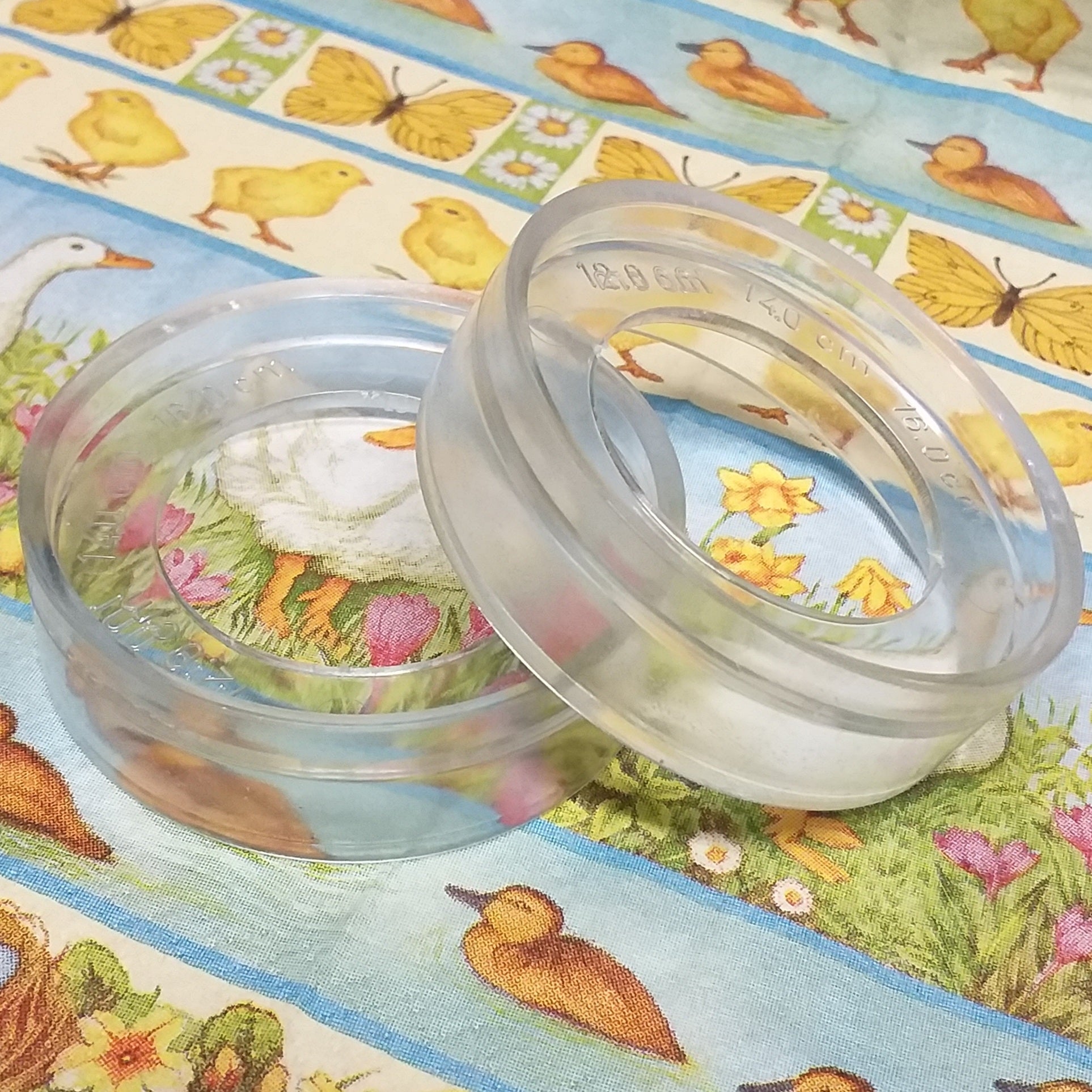 base di plastica cerchio coroncina plexiglass per uova sfere trasparenti apribili divisibili uso decorazioni hobbistica fai da te confezioni pasquali addobbi natalizi