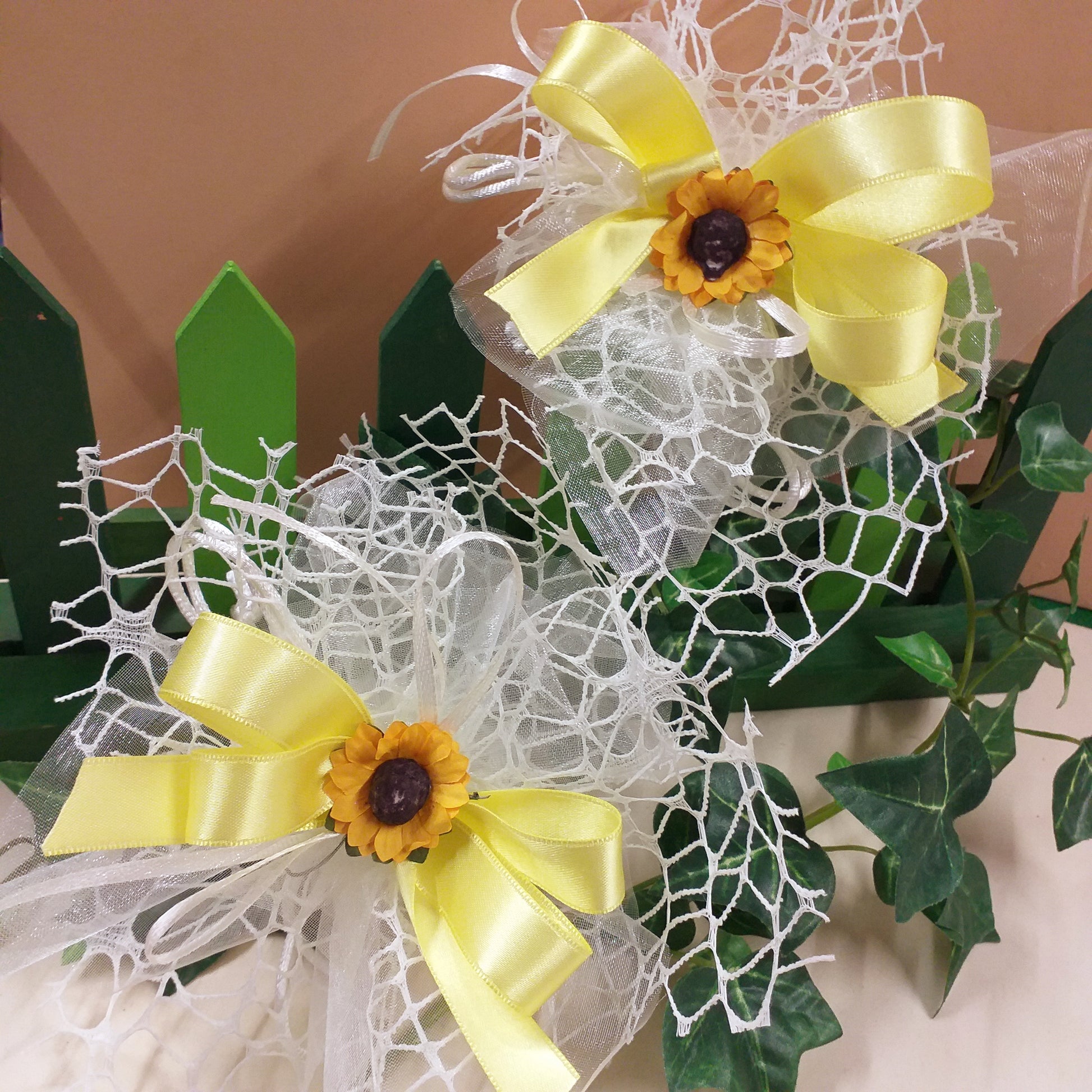 rete tulle sacchetti matrimonio prima comunione coccarda girasoli bomboniere confezionate confetti bigliettino stampato o kit fai da te