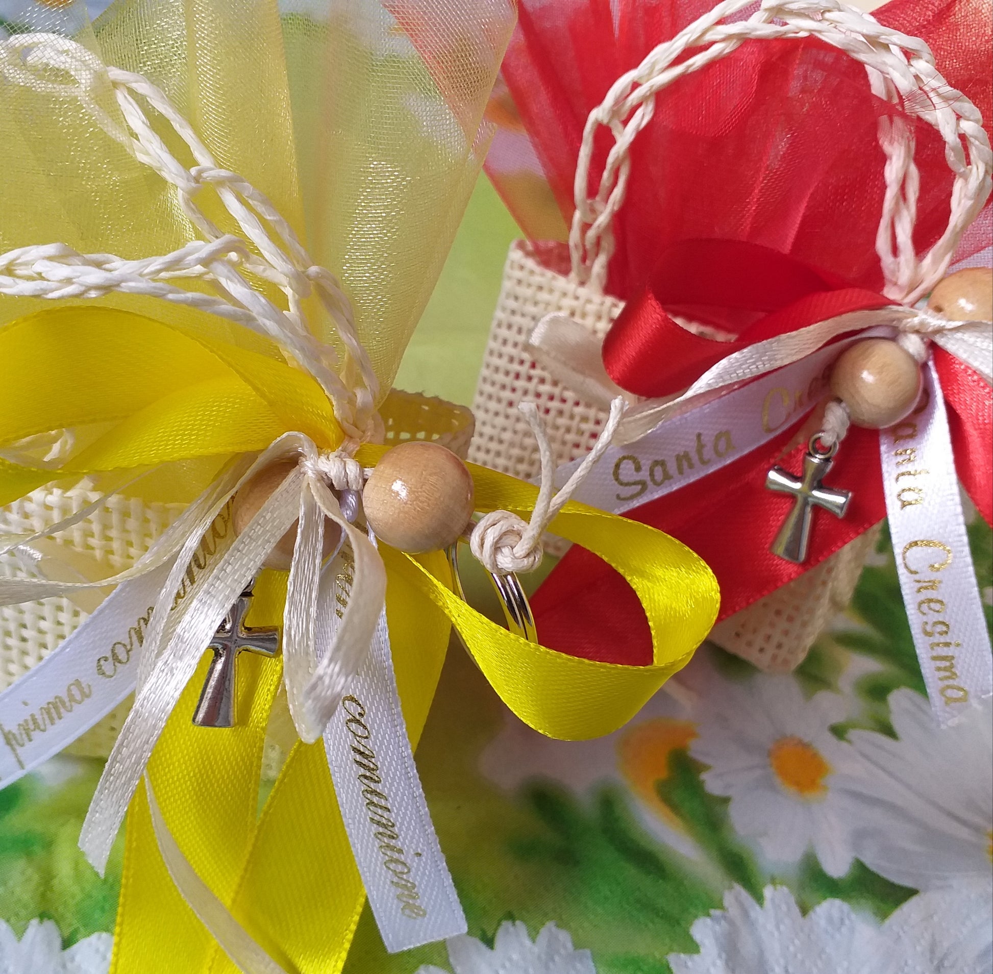 Bomboniere Comunione Cresima Croce portachiavi confezioni sacchetti juta di rafia sportine shopper borsette