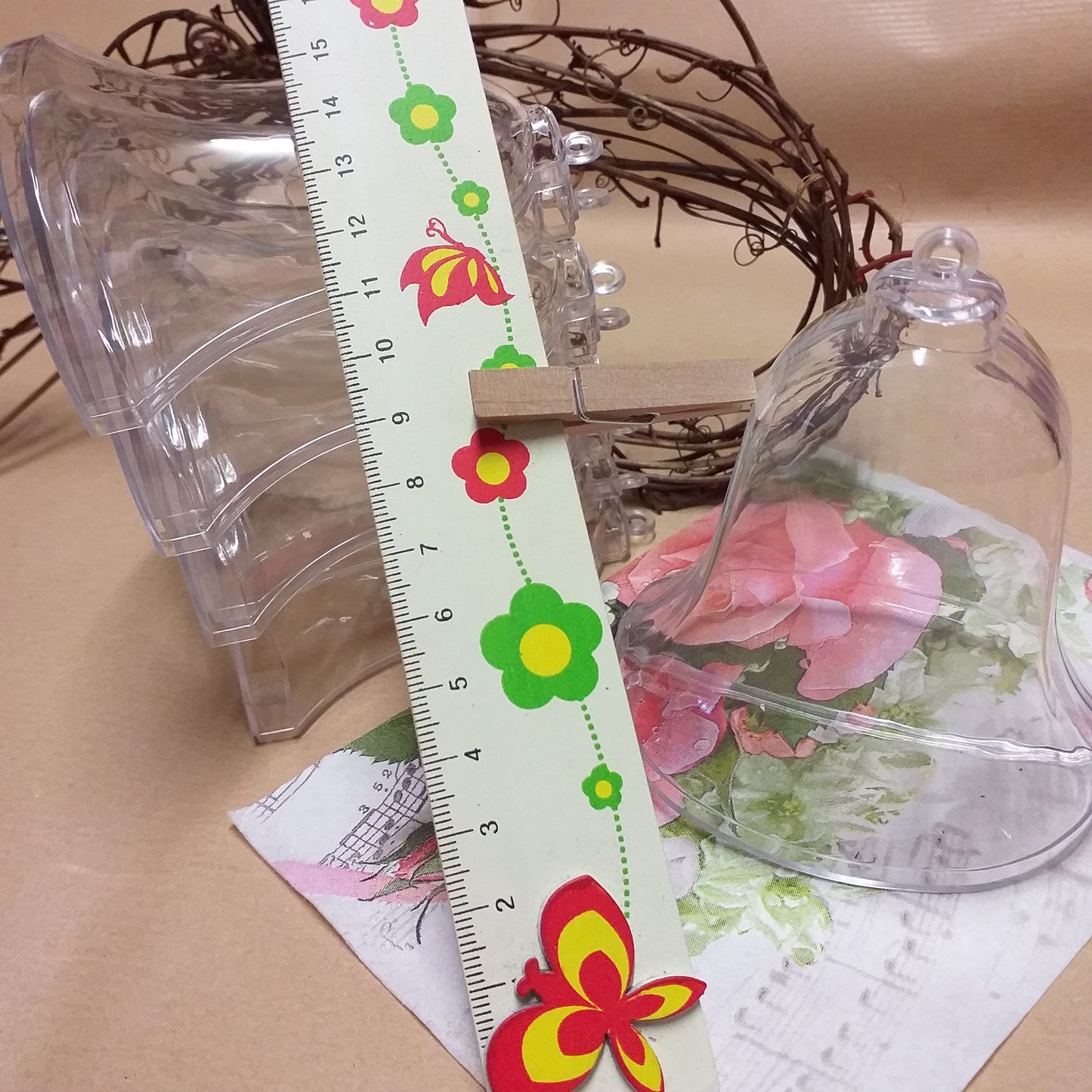 stock offerta 6 x campana media 9 cm plastica trasparente apribile divisibile plexiglass uso decorazioni pasquali riempire con uova cioccolato packaging confezioni regalo e vetrine enogastronomia