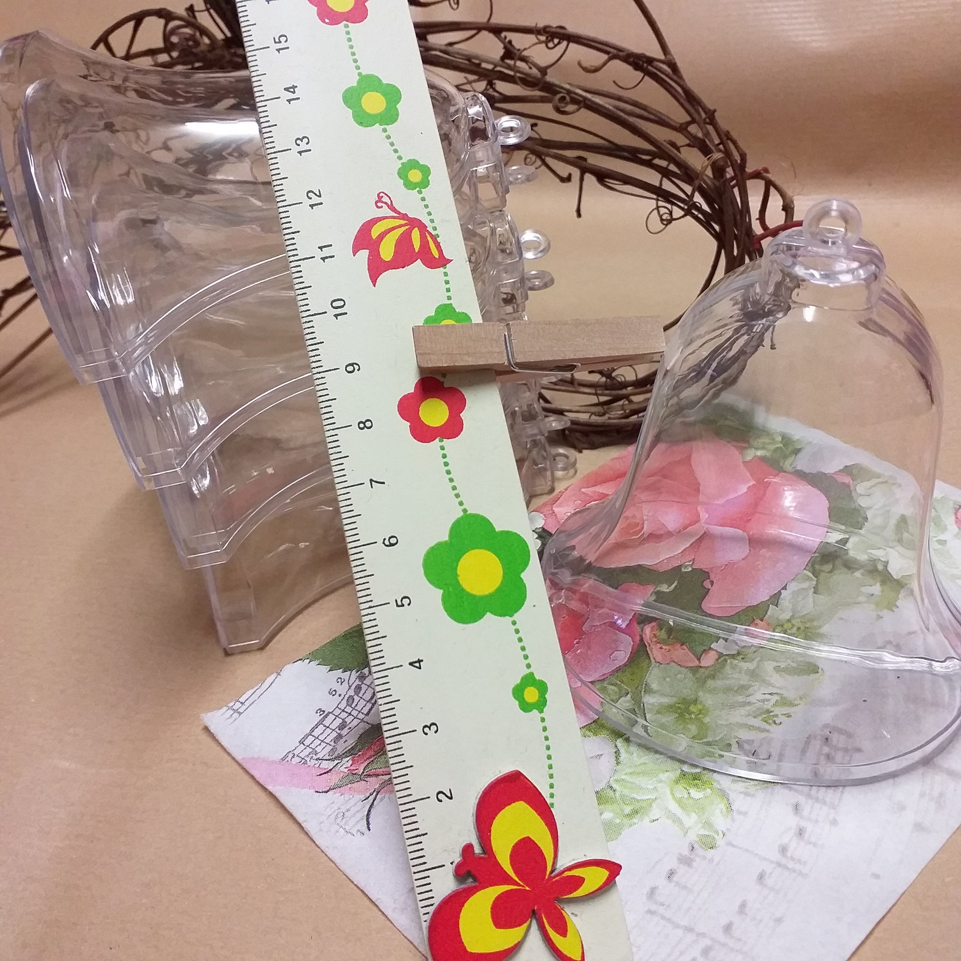 stock offerta 6 x campana media 9 cm plastica trasparente apribile divisibile plexiglass uso decorazioni pasquali riempire con uova cioccolato packaging confezioni regalo e vetrine enogastronomia