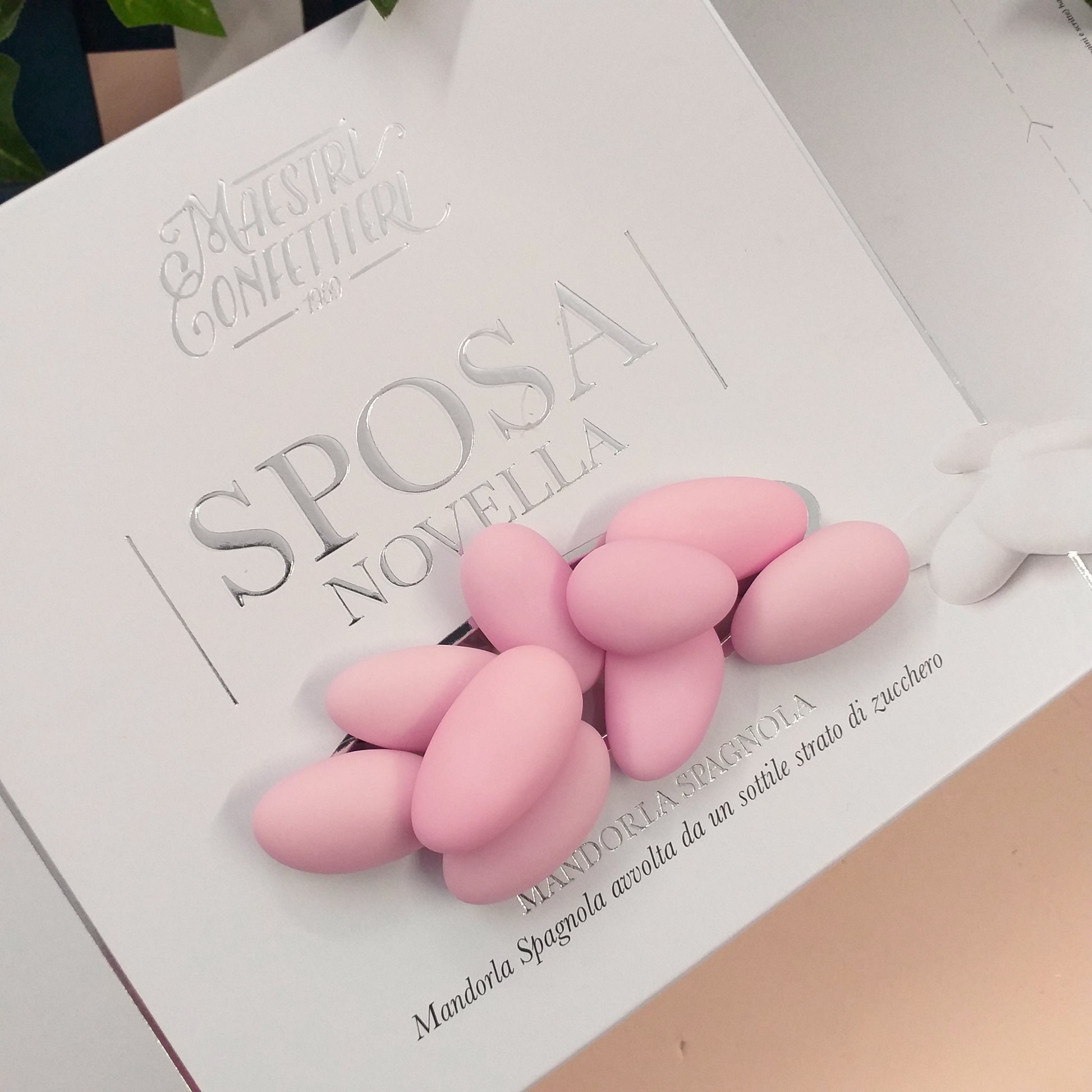 bonbon rosa Sposa Novella Maestri confettieri Maxtris confetti italiani al kg mandorla classica spagnola uso fai da te bomboniere alta resa confettata confezionamento sacchetti matrimonio Comunione Battesimo nascita