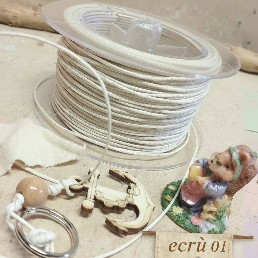 cordoncino cotone cerato colore bianco vendita rotolo cordini uso fai da te bijoux bigiotteria con ciondoli lavori creativi uncinetto laccio collane gioielleria nodi scoubidou